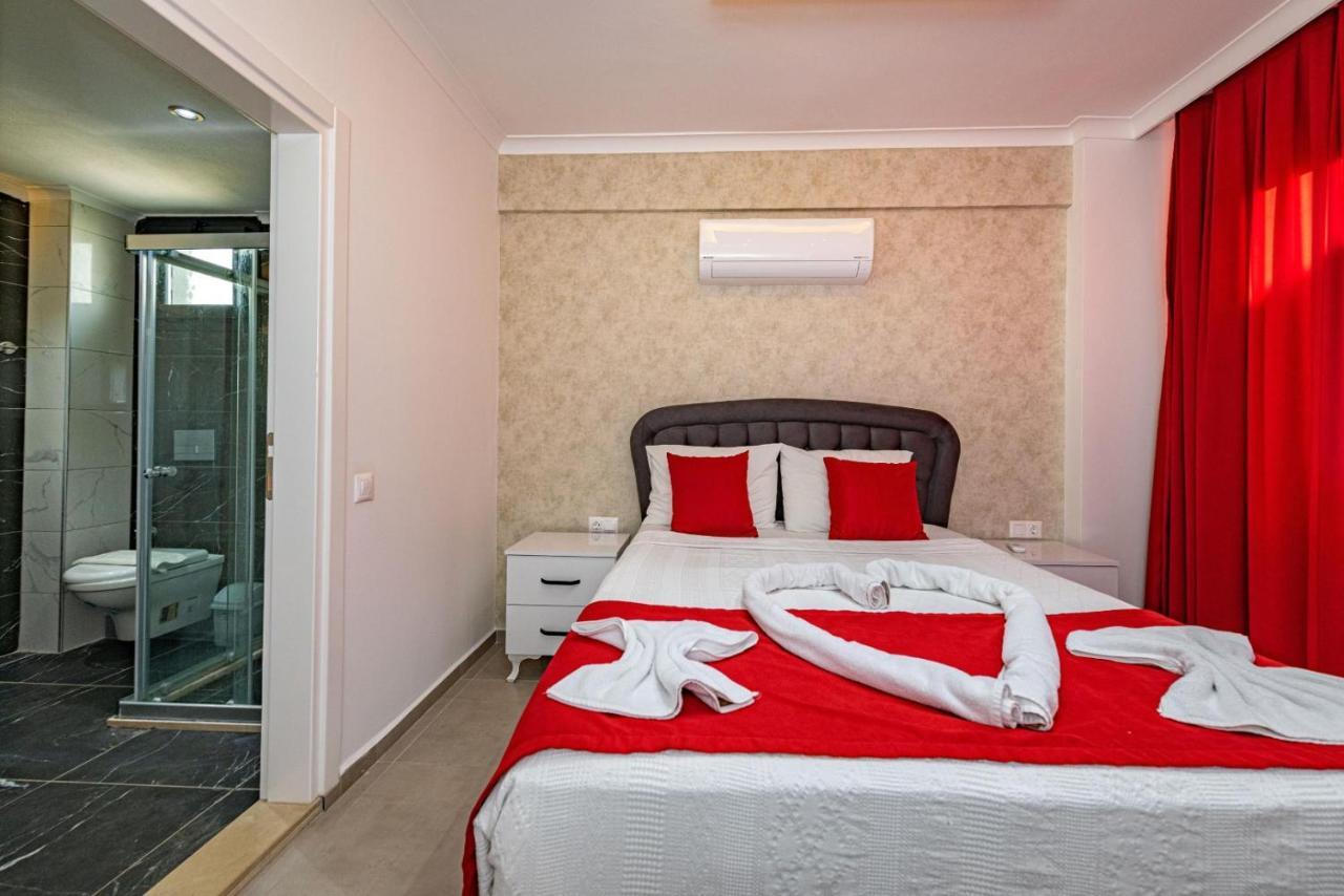 4 Bedroom Holiday Villa In Hisaroenue Oeluedeniz- Gold Rose Фетие Екстериор снимка