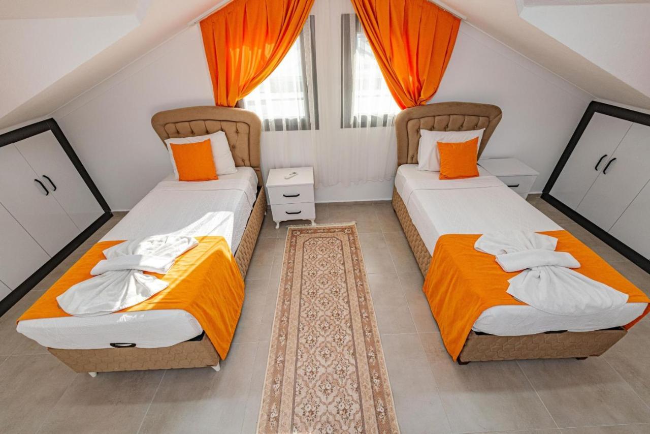 4 Bedroom Holiday Villa In Hisaroenue Oeluedeniz- Gold Rose Фетие Екстериор снимка