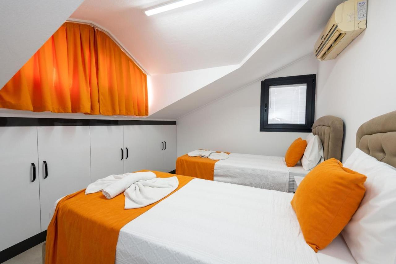 4 Bedroom Holiday Villa In Hisaroenue Oeluedeniz- Gold Rose Фетие Екстериор снимка